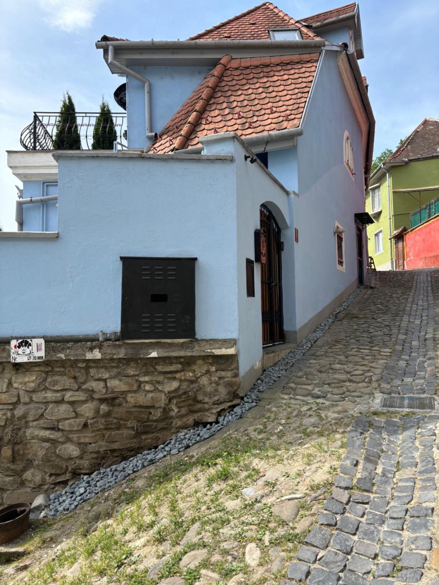 Blue House Citadel Elite Sighisoara Apartment Exterior photo